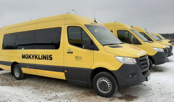 Kalėdinė dovana – mokyklinis autobusas