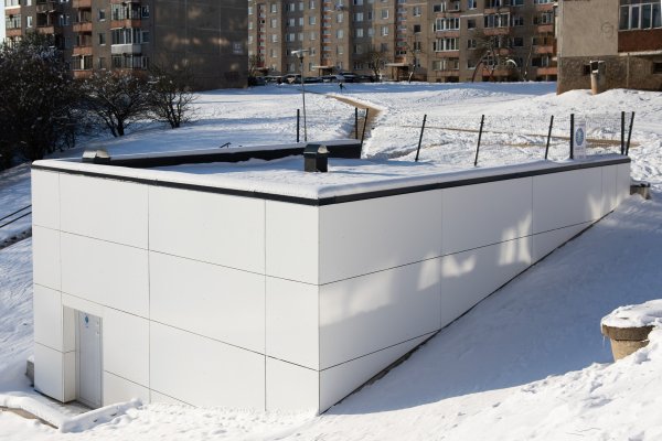 „Jonavos vandenys“ baigė remontuoti įrenginių pastatą Rimkuose          