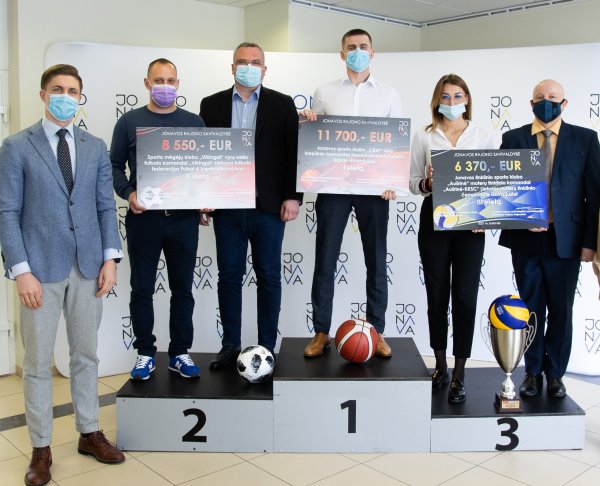 Prizines vietas užėmusiems Jonavos klubams – savivaldybės premijos