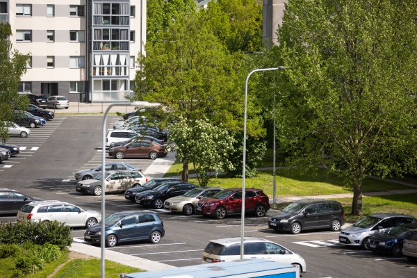 Bus tvarkomi Jonavos daugiabučių kiemai