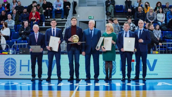 Pagerbti Jonavos krašto krepšiniui nusipelnę žmonės