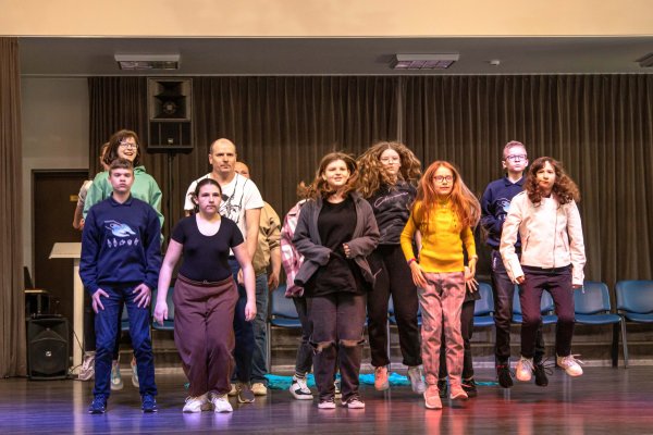 Projekte „Lygybės medis“ – žymūs menininkai, teatriniai patyrimai ir įkvėpimas gyventi