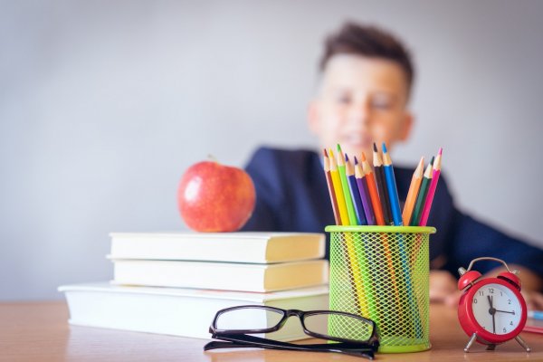 Kviečiame teikti prašymus dėl socialinės paramos mokiniams  2023-2024 mokslo metams