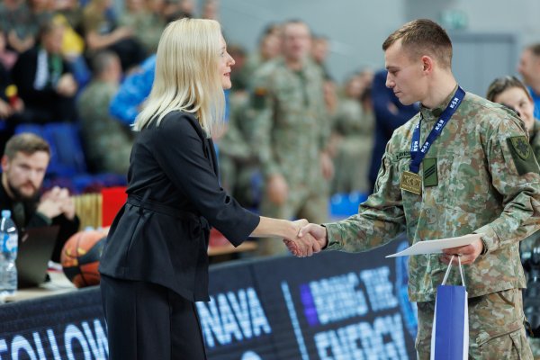 Lietuvos kariuomenės diena paminėta sporto arenoje