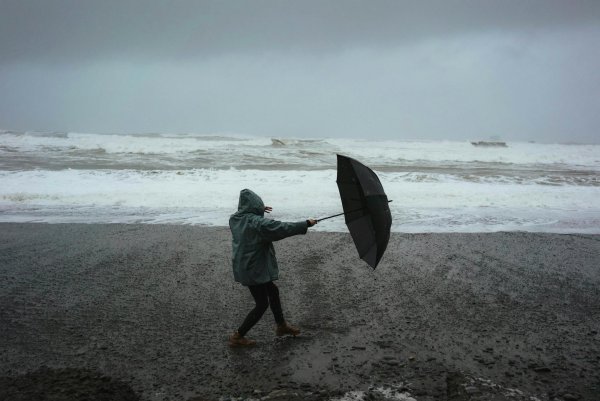 Perspėjimas apie stichinį meteorologinį reiškinį – labai smarkų vėją 