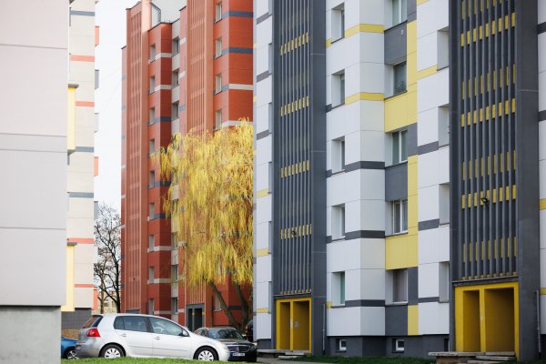 Netrukus – kvietimas jaunoms šeimoms dėl finansinės paskatos pirmajam būstui įsigyti