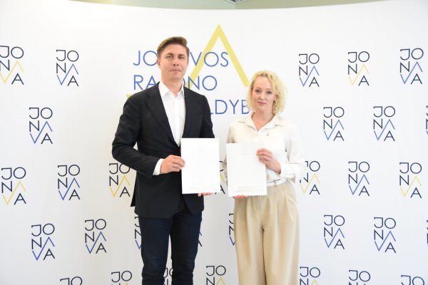 Pasirašyta sutartis su Lietuvos Raudonojo Kryžiaus draugija