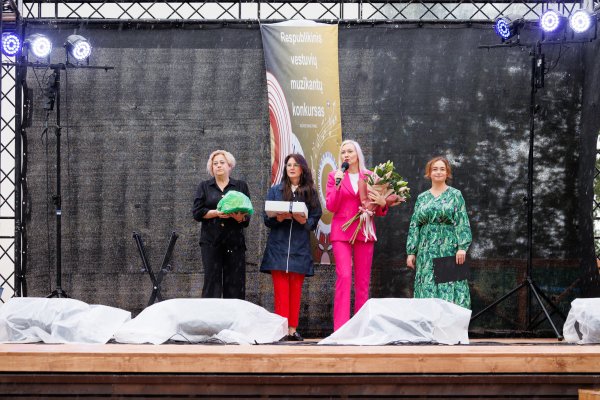 Kulvoje surengta bendruomenės šventė „Iš viso svieto į vieną vietą“
