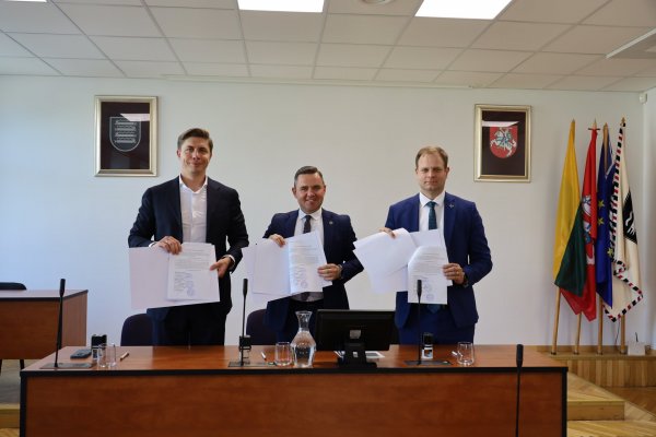 Pasirašyta jungtinės veiklos sutartis dėl neformaliojo švietimo programos vykdymo Kaišiadorių,...