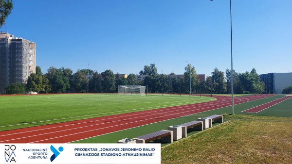 Įgyvendinamas projektas „Jonavos Jeronimo Ralio gimnazijos stadiono atnaujinimas“ Nr....