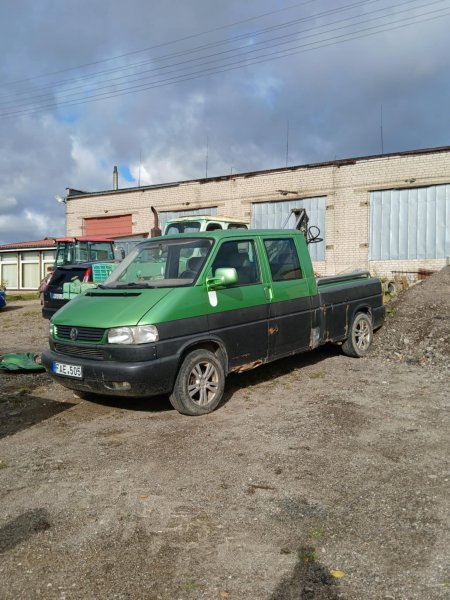 PAKARTOTINIS Automobilio VW Transporter pardavimas viešo aukciono būdu