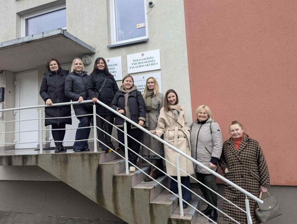 Jonavos rajono savivaldybės administracijos Vaiko gerovės komisijos narės lankėsi Kretingos...
