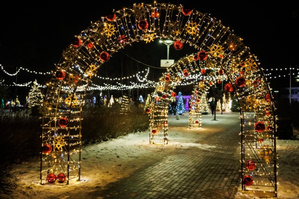 Savaitgaliais Kalėdiniame eglučių miestelyje - pramogos šeimoms 