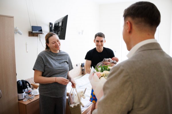 Pasveikintas pirmasis šiais metais Jonavos ligoninėje gimęs kūdikis 