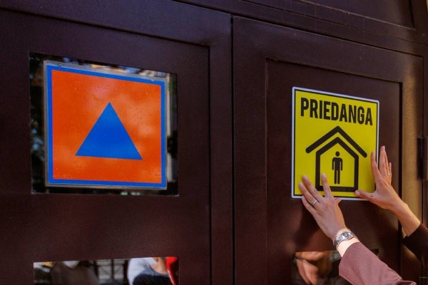 Ką daryti oro pavojaus atveju? Parengta atmintinė Lengvai suprantama kalba